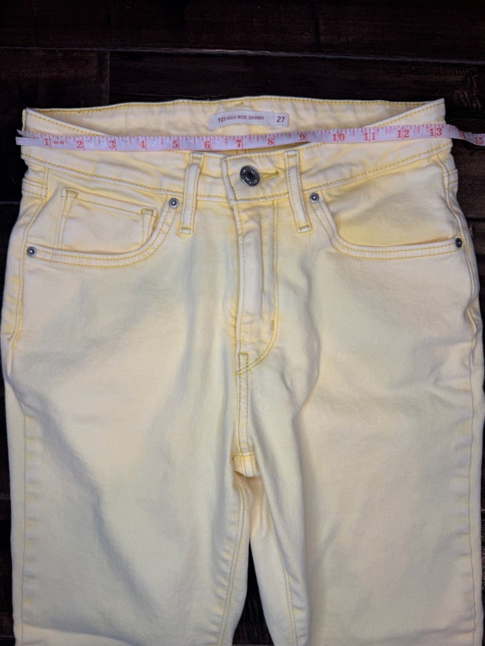 Levi's 721 High Rise Skinny Jeans Size 27 Pale Yellow Acid Wash Stretch Denim - Picture 2 of 9